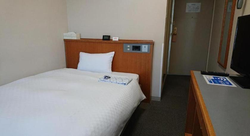 Pearl Hotel Ota Isesaki Bagian luar foto